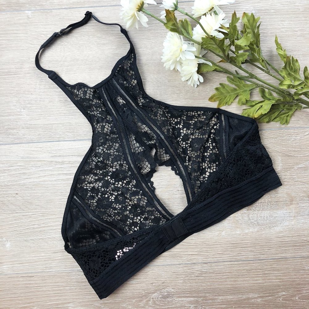 2/$25 ❤️ Victoria’s Secret Keyhole Halter Bralette - Picture 4 of 8